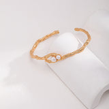 Twiggy Pearl Silver Open Bangle